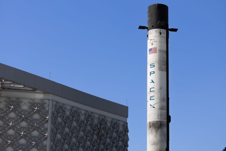 Kongresmedlemmer købte SpaceX-aktier kort efter rekord-børsnotering