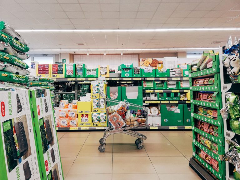 Petco leverer positiv salgsvækst – analytikere er splittede om kursmål