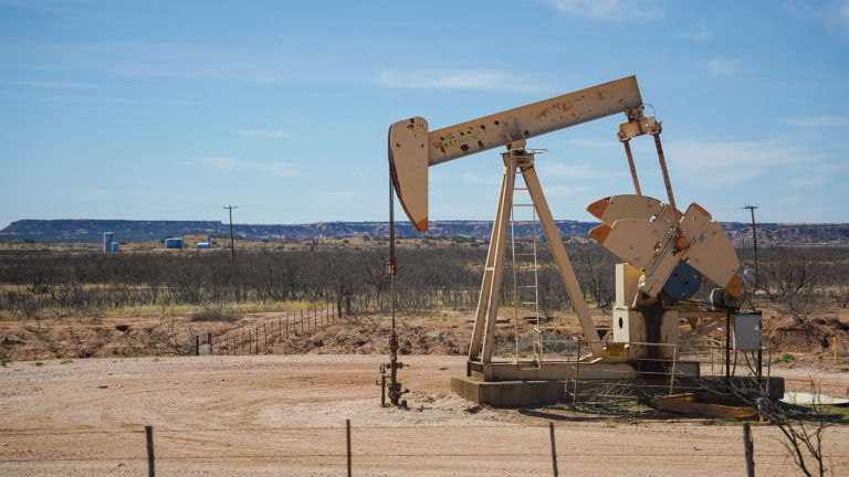 Oliepriser falder over 1 pct. efter Opec+ hæver augustproduktion